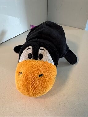 FlipaZoo Penguin to Seal 2-in-1 plush toy